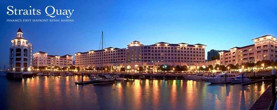 2Beds Seaview Straits Quay Comes With Carpark And Hothub Bagan Jermal Exterior foto